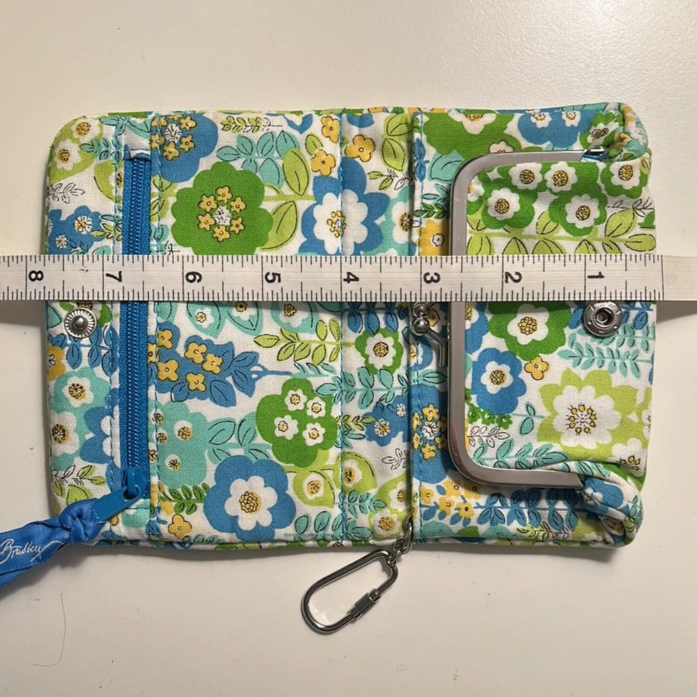 NWOT Vera Bradley Floral Bifold Wallet